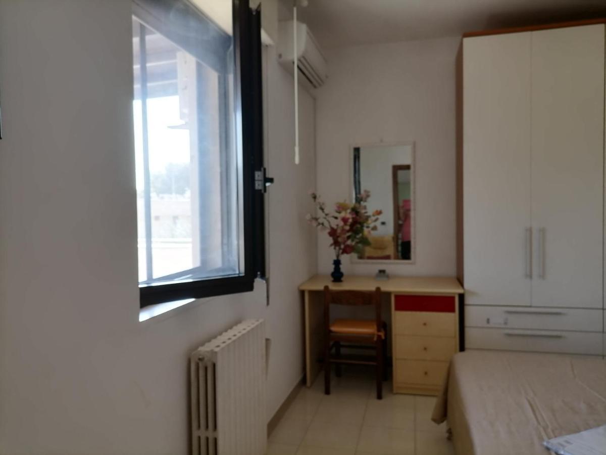Alloggi Estivi D & A Taranto Exteriör bild