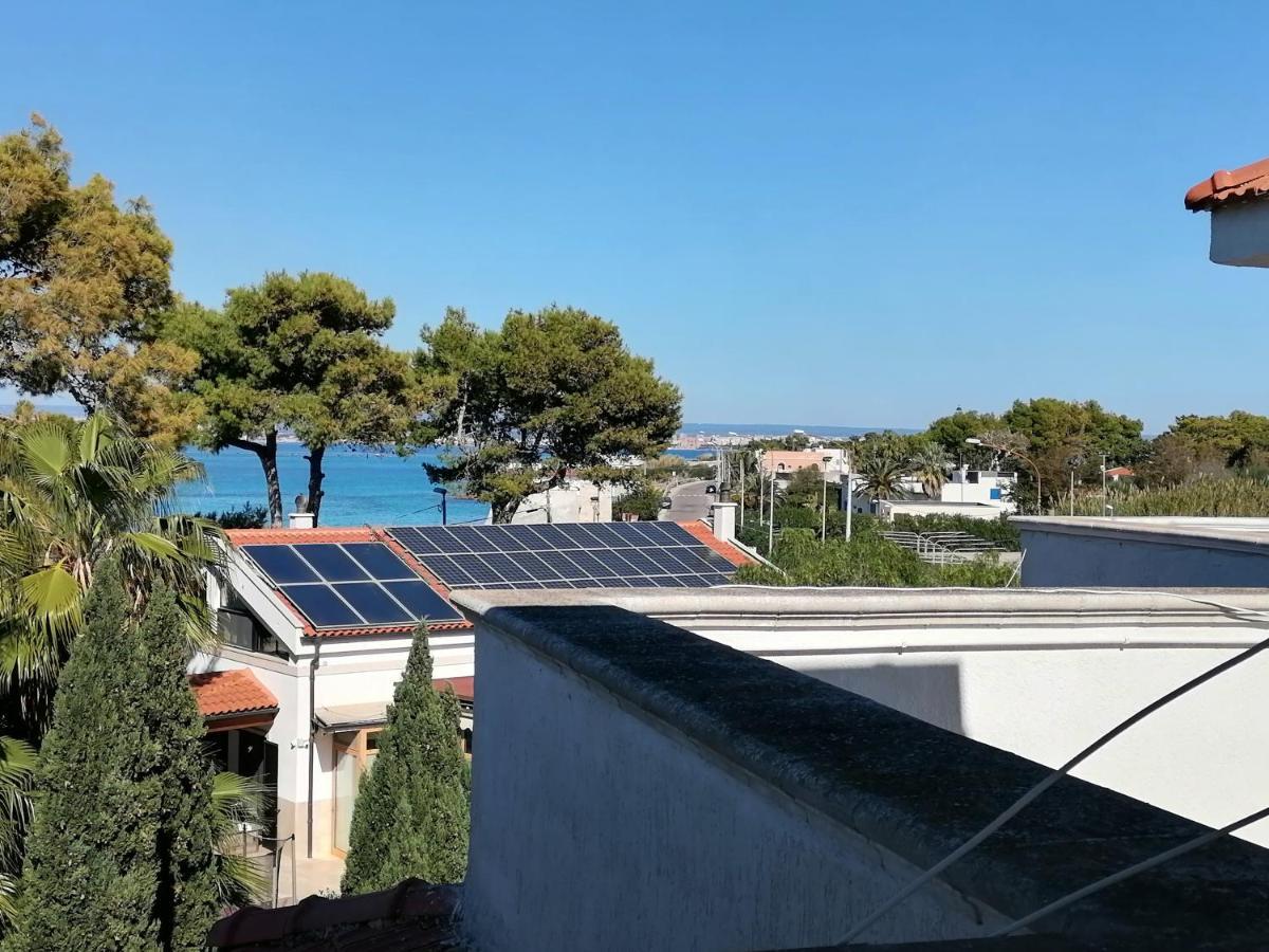 Alloggi Estivi D & A Taranto Exteriör bild
