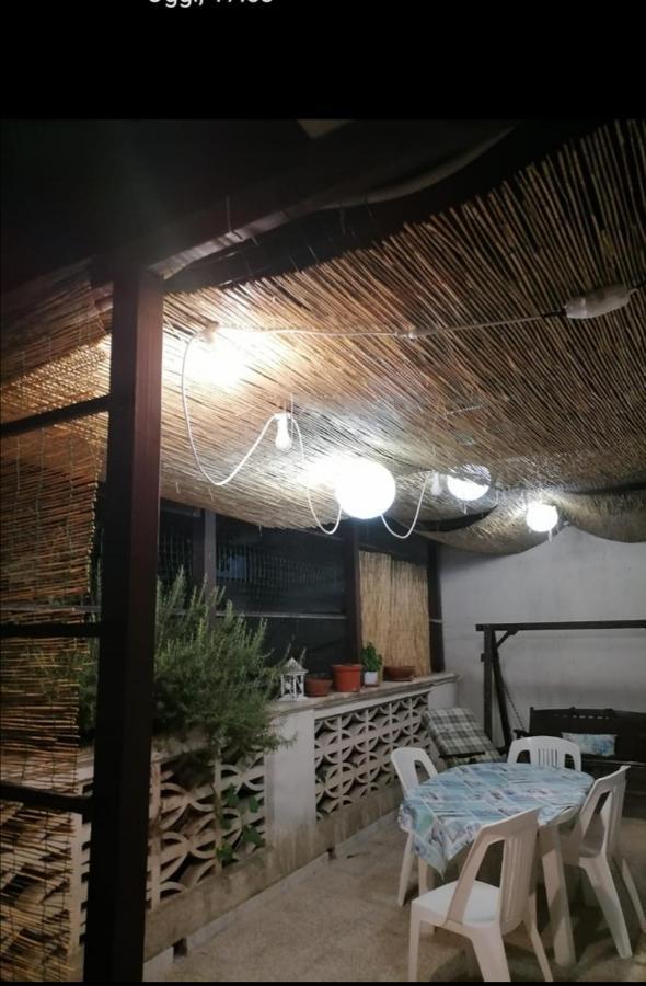 Alloggi Estivi D & A Taranto Exteriör bild