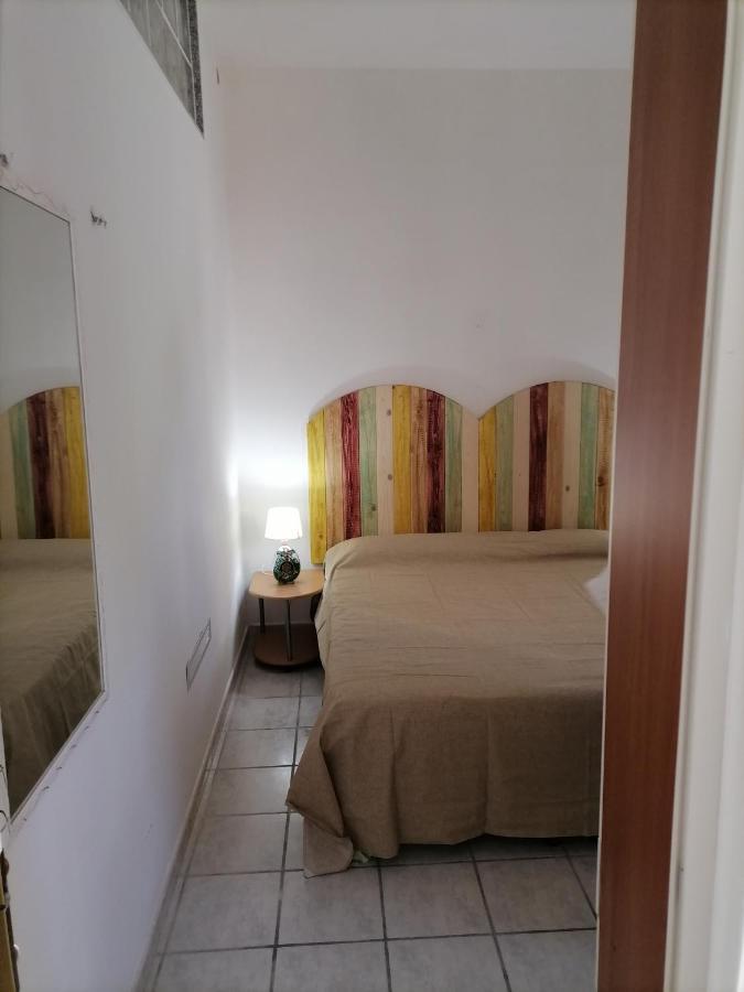 Alloggi Estivi D & A Taranto Exteriör bild
